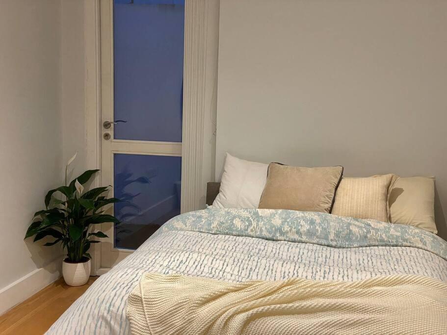 2Bdr Modern Apartment In Hammersmith West Λονδίνο Εξωτερικό φωτογραφία