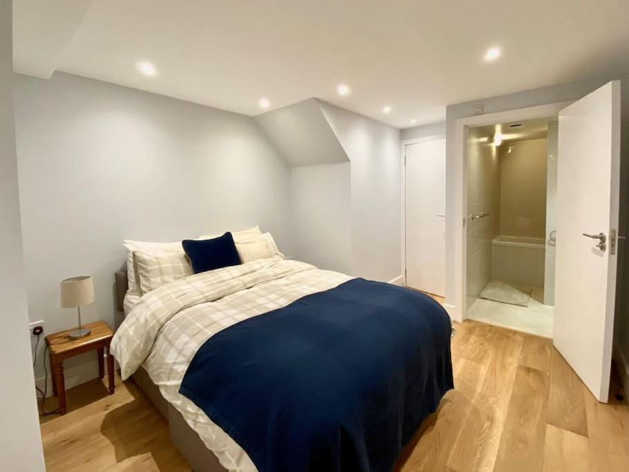 2Bdr Modern Apartment In Hammersmith West Λονδίνο Εξωτερικό φωτογραφία