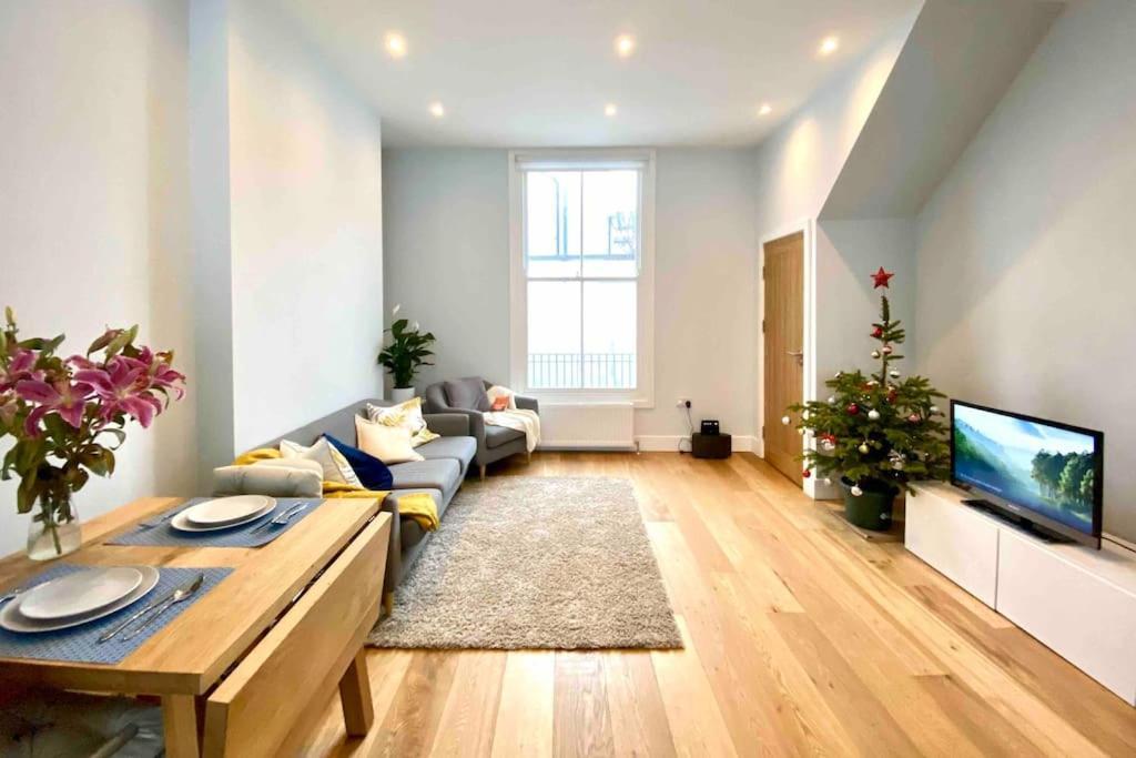2Bdr Modern Apartment In Hammersmith West Λονδίνο Εξωτερικό φωτογραφία
